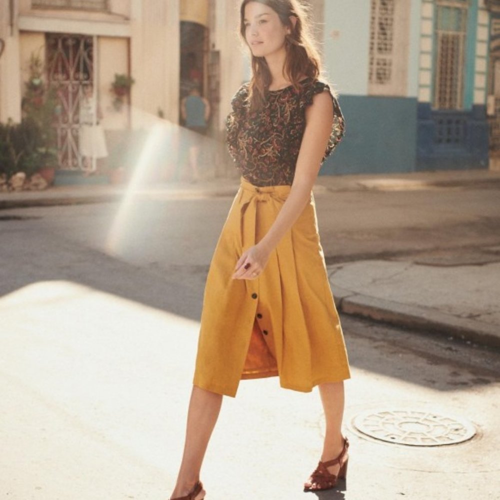 Sezane Amandine Curry Skirt l Size: 40, US 8